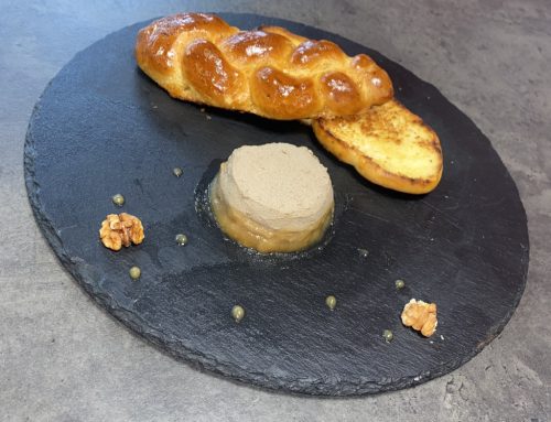  Kacsamáj pástétom birsalmazselével,friss kalácskával(előrendelésre)