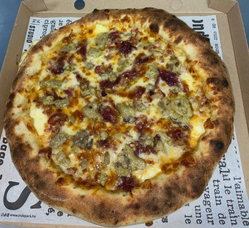 Kacsamájas pizza