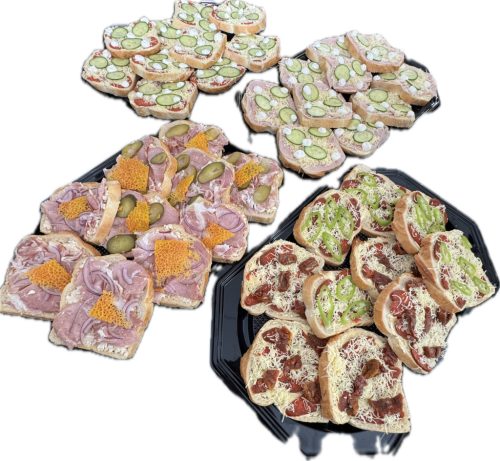  Kolbászos szendvicstál 10db